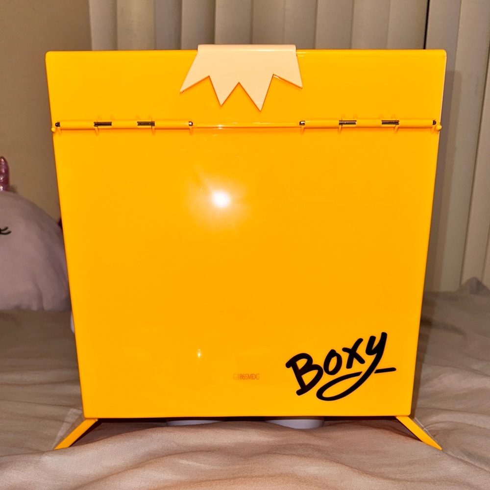 LankyBox Huge Boxy Storage Box + 9 Squishy & Hard Toys Toy Glow Series 3 RARE - Picture 3 of 7